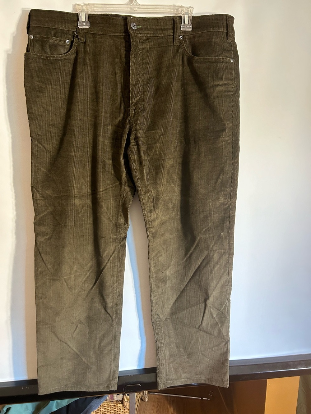 ORVIS FIVE POCKET CORDUROY PANTS DK OLIVE GREEN STRAIGHT LEG CLASSIC STYLE 42/30